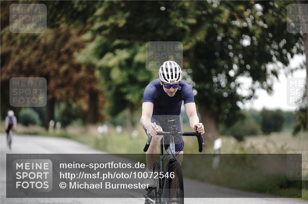 30.08.2026 - Elbe Triathlon Hamburg Michael Burmester http://msf.ph/oto/10072546 30.08.2026 10:17:45 Radfahren 697, 940 meine-sportfotos.de