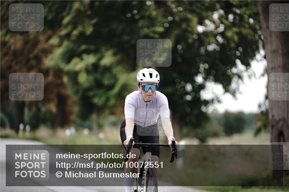 30.08.2026 - Elbe Triathlon Hamburg Michael Burmester http://msf.ph/oto/10072551 30.08.2026 10:17:51 Radfahren 940 meine-sportfotos.de