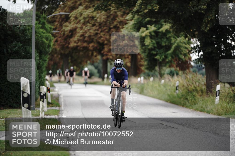 30.08.2026 - Elbe Triathlon Hamburg Michael Burmester http://msf.ph/oto/10072552 30.08.2026 10:18:06 Radfahren 547 meine-sportfotos.de