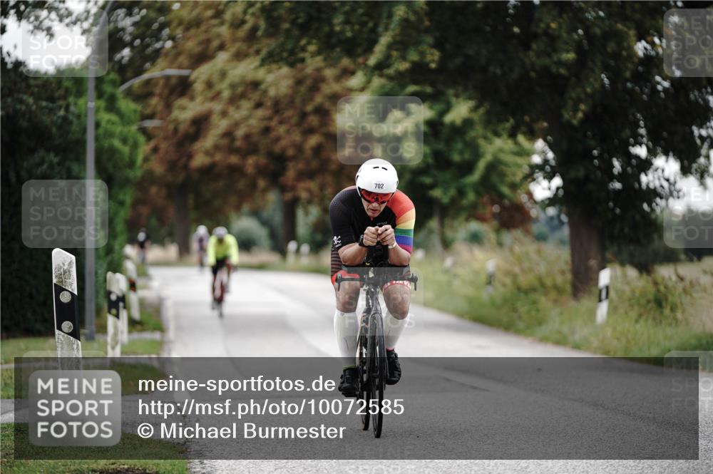 30.08.2026 - Elbe Triathlon Hamburg Michael Burmester http://msf.ph/oto/10072585 30.08.2026 10:18:38 Radfahren 666, 702 meine-sportfotos.de