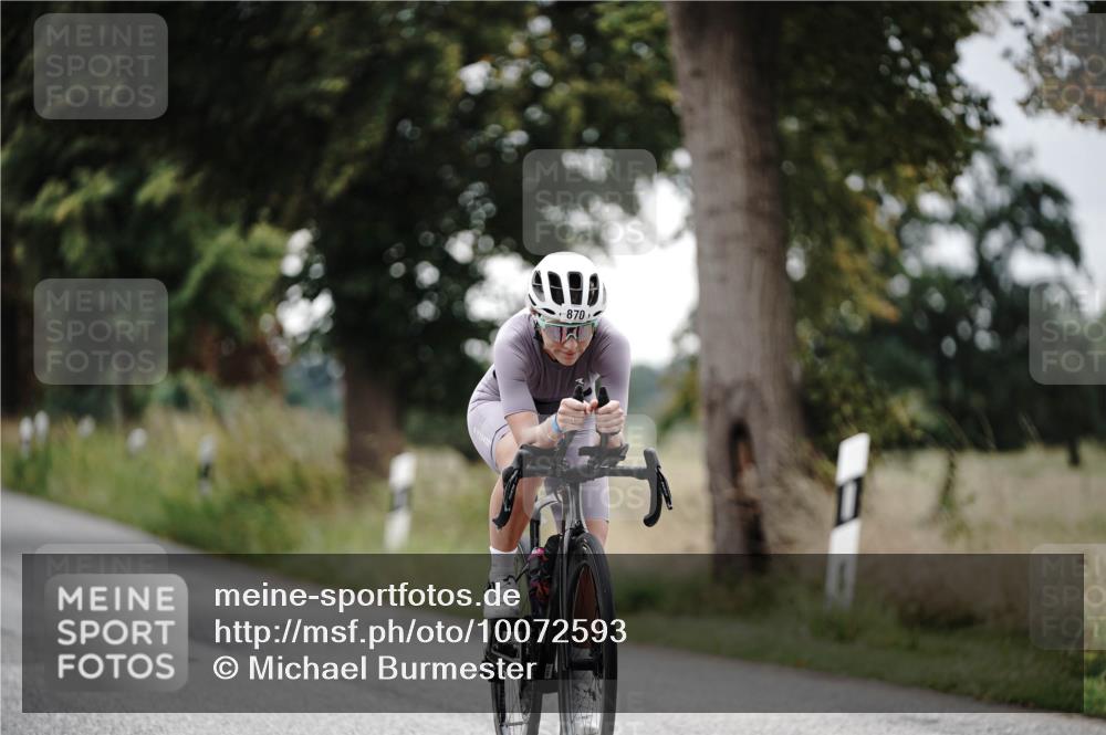30.08.2026 - Elbe Triathlon Hamburg Michael Burmester http://msf.ph/oto/10072593 30.08.2026 10:18:48 Radfahren 568, 870, 882 meine-sportfotos.de