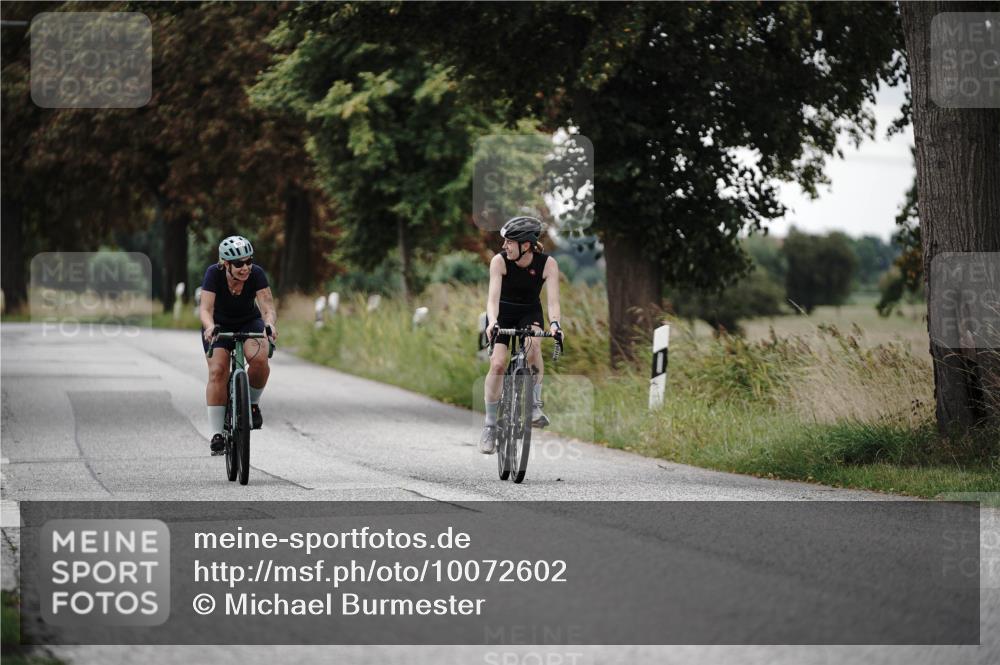 30.08.2026 - Elbe Triathlon Hamburg Michael Burmester http://msf.ph/oto/10072602 30.08.2026 10:18:57 Radfahren 827, 931 meine-sportfotos.de