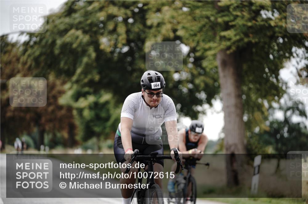 30.08.2026 - Elbe Triathlon Hamburg Michael Burmester http://msf.ph/oto/10072615 30.08.2026 10:19:15 Radfahren 564, 766 meine-sportfotos.de
