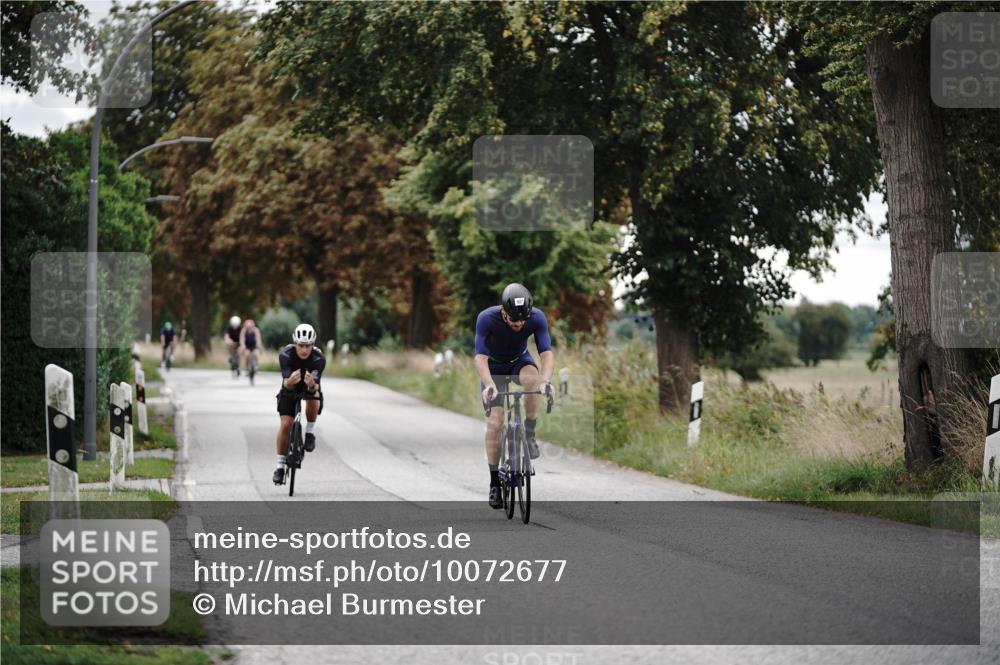 30.08.2026 - Elbe Triathlon Hamburg Michael Burmester http://msf.ph/oto/10072677 30.08.2026 10:20:33 Radfahren 659, 798, 873 meine-sportfotos.de