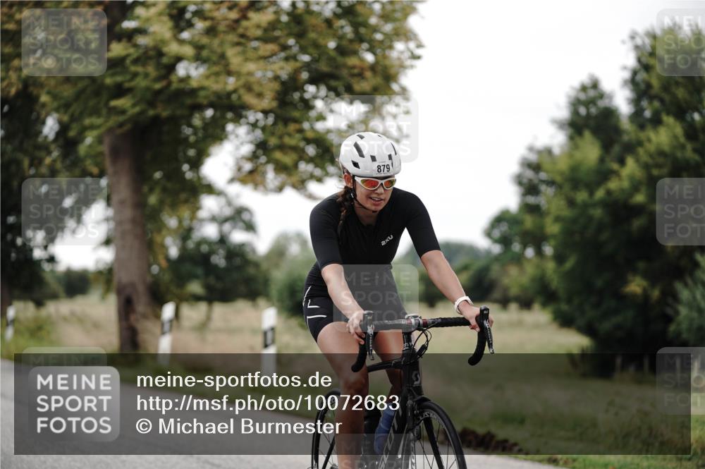 30.08.2026 - Elbe Triathlon Hamburg Michael Burmester http://msf.ph/oto/10072683 30.08.2026 10:20:45 Radfahren 672, 795, 879, 942 meine-sportfotos.de