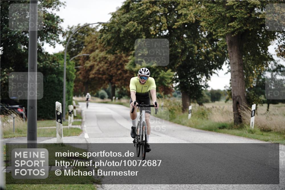 30.08.2026 - Elbe Triathlon Hamburg Michael Burmester http://msf.ph/oto/10072687 30.08.2026 10:20:52 Radfahren 795 meine-sportfotos.de