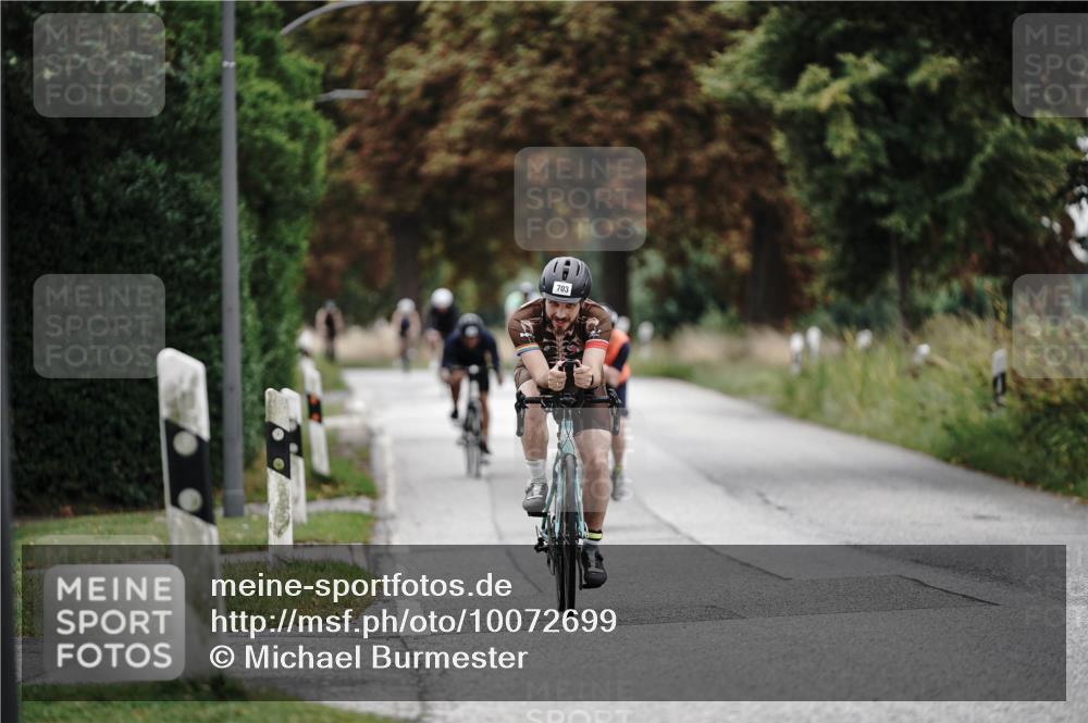 30.08.2026 - Elbe Triathlon Hamburg Michael Burmester http://msf.ph/oto/10072699 30.08.2026 10:21:07 Radfahren 635, 703, 786 meine-sportfotos.de