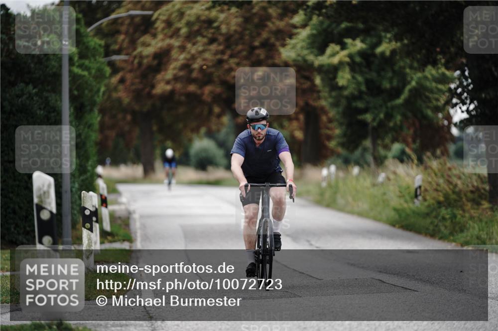 30.08.2026 - Elbe Triathlon Hamburg Michael Burmester http://msf.ph/oto/10072723 30.08.2026 10:21:32 Radfahren 589 meine-sportfotos.de