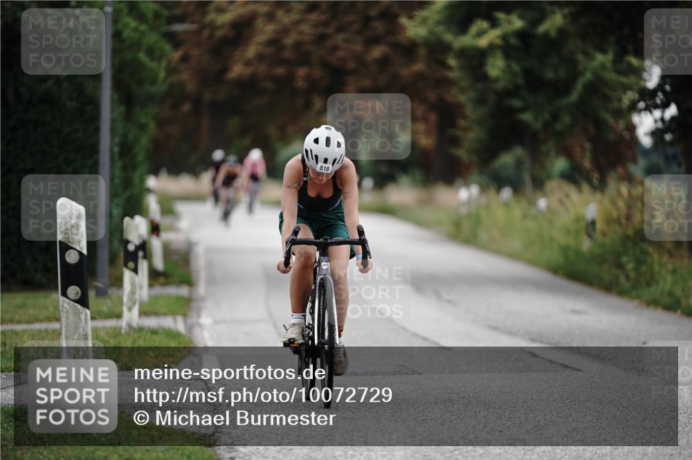 30.08.2026 - Elbe Triathlon Hamburg Michael Burmester http://msf.ph/oto/10072729 30.08.2026 10:22:02 Radfahren 818 meine-sportfotos.de