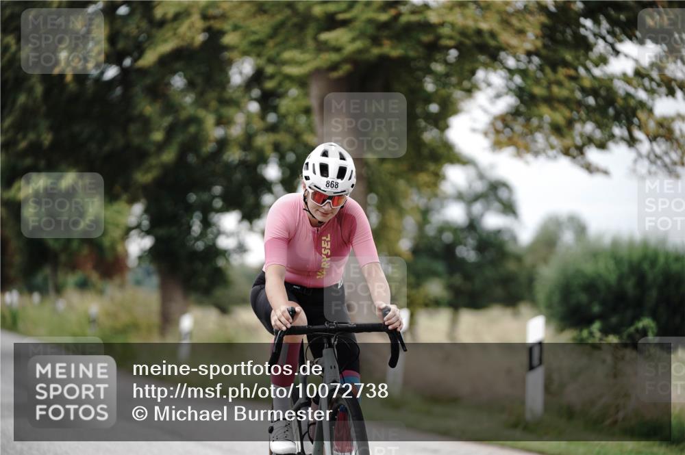 30.08.2026 - Elbe Triathlon Hamburg Michael Burmester http://msf.ph/oto/10072738 30.08.2026 10:22:12 Radfahren 591, 844, 868, 945 meine-sportfotos.de