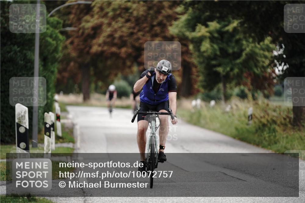 30.08.2026 - Elbe Triathlon Hamburg Michael Burmester http://msf.ph/oto/10072757 30.08.2026 10:22:27 Radfahren 764, 847, 903, 977 meine-sportfotos.de