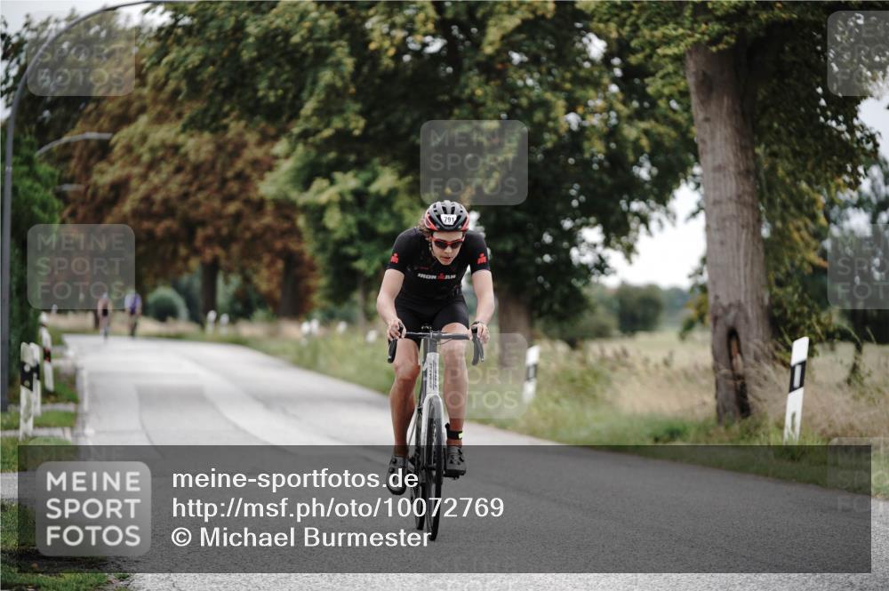30.08.2026 - Elbe Triathlon Hamburg Michael Burmester http://msf.ph/oto/10072769 30.08.2026 10:22:40 Radfahren 791 meine-sportfotos.de