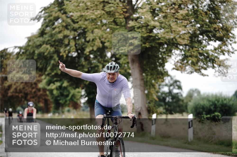 30.08.2026 - Elbe Triathlon Hamburg Michael Burmester http://msf.ph/oto/10072774 30.08.2026 10:22:52 Radfahren 687, 715, 721, 794, 952, 968 meine-sportfotos.de