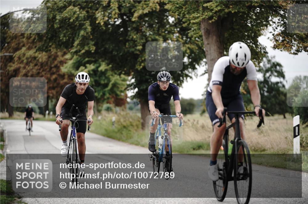 30.08.2026 - Elbe Triathlon Hamburg Michael Burmester http://msf.ph/oto/10072789 30.08.2026 10:22:57 Radfahren 715, 721, 794, 796, 968 meine-sportfotos.de