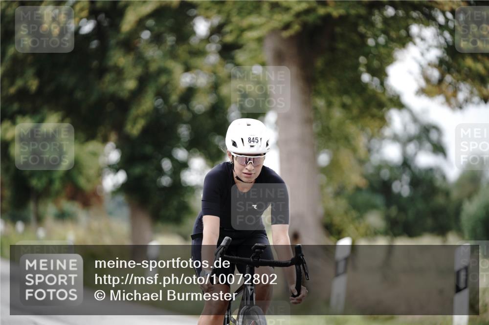 30.08.2026 - Elbe Triathlon Hamburg Michael Burmester http://msf.ph/oto/10072802 30.08.2026 10:23:25 Radfahren 845 meine-sportfotos.de