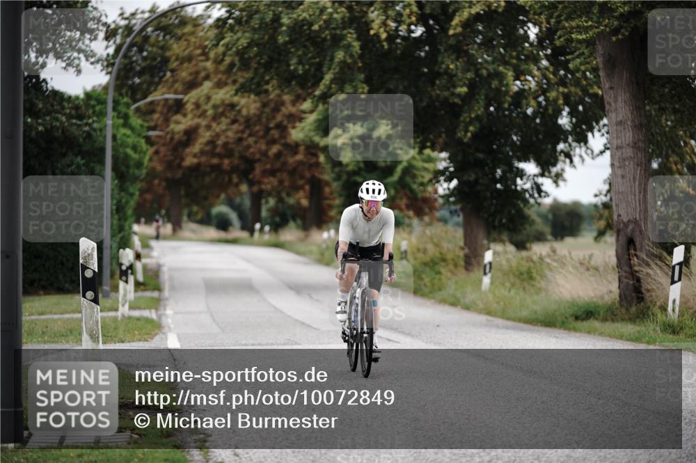 30.08.2026 - Elbe Triathlon Hamburg Michael Burmester http://msf.ph/oto/10072849 30.08.2026 10:24:16 Radfahren 793, 936 meine-sportfotos.de