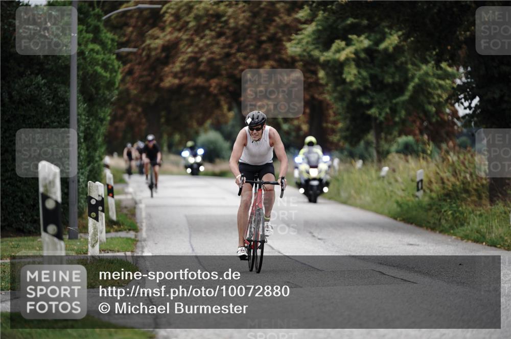 30.08.2026 - Elbe Triathlon Hamburg Michael Burmester http://msf.ph/oto/10072880 30.08.2026 10:24:59 Radfahren 754 meine-sportfotos.de