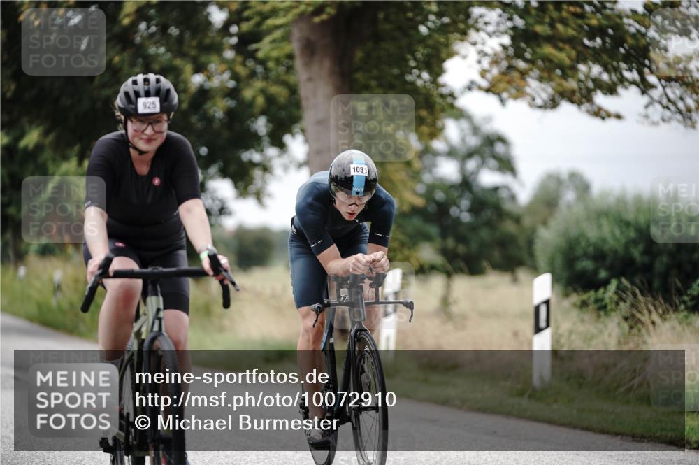 30.08.2026 - Elbe Triathlon Hamburg Michael Burmester http://msf.ph/oto/10072910 30.08.2026 10:25:36 Radfahren 925, 1031 meine-sportfotos.de