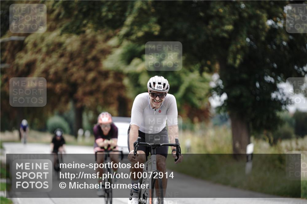 30.08.2026 - Elbe Triathlon Hamburg Michael Burmester http://msf.ph/oto/10072914 30.08.2026 10:25:50 Radfahren 686, 929, 937 meine-sportfotos.de