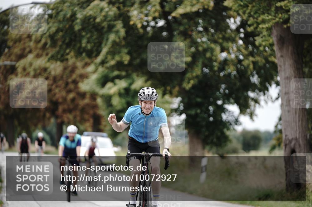 30.08.2026 - Elbe Triathlon Hamburg Michael Burmester http://msf.ph/oto/10072927 30.08.2026 10:26:06 Radfahren 680, 709, 736, 933, 961 meine-sportfotos.de