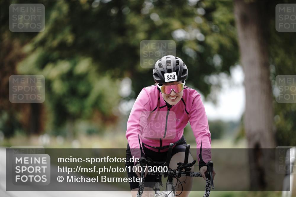 30.08.2026 - Elbe Triathlon Hamburg Michael Burmester http://msf.ph/oto/10073000 30.08.2026 10:27:40 Radfahren 468, 859 meine-sportfotos.de