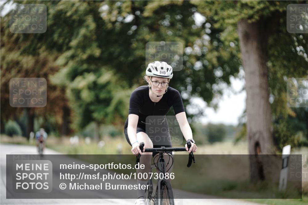 30.08.2026 - Elbe Triathlon Hamburg Michael Burmester http://msf.ph/oto/10073086 30.08.2026 10:28:58 Radfahren 849, 902, 1060 meine-sportfotos.de