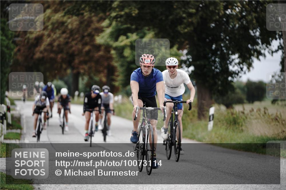 30.08.2026 - Elbe Triathlon Hamburg Michael Burmester http://msf.ph/oto/10073114 30.08.2026 10:29:36 Radfahren 808, 840, 881, 886, 887, 980, 990, 994, 1896 meine-sportfotos.de
