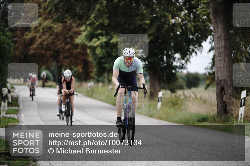 30.08.2026 - Elbe Triathlon Hamburg Michael Burmester http://msf.ph/oto/10073134 30.08.2026 10:29:46 Radfahren 883, 980, 983, 1039, 1042, 1066, 1359, 1896 meine-sportfotos.de