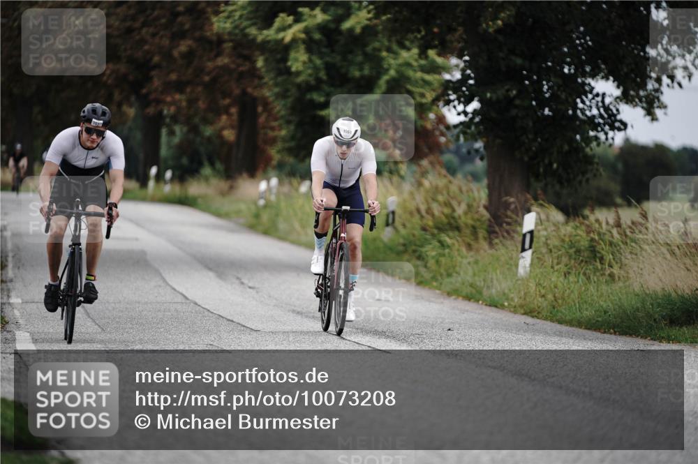 30.08.2026 - Elbe Triathlon Hamburg Michael Burmester http://msf.ph/oto/10073208 30.08.2026 10:30:46 Radfahren 838, 926, 1037, 1061 meine-sportfotos.de