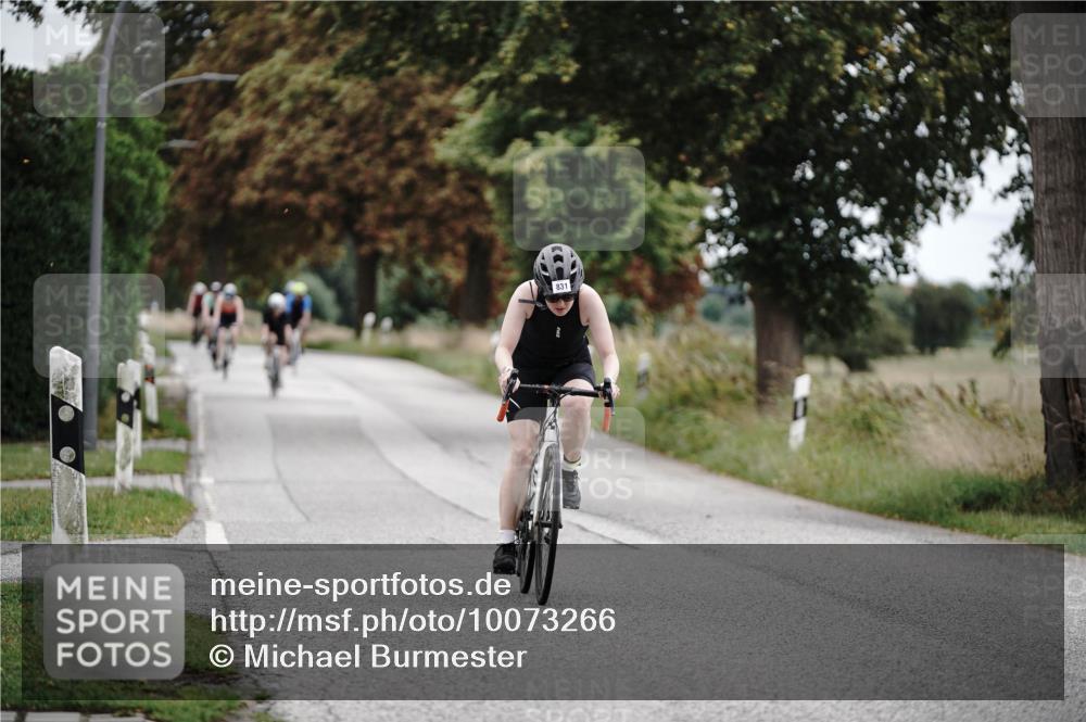 30.08.2026 - Elbe Triathlon Hamburg Michael Burmester http://msf.ph/oto/10073266 30.08.2026 10:35:31 Radfahren 568, 831, 864 meine-sportfotos.de