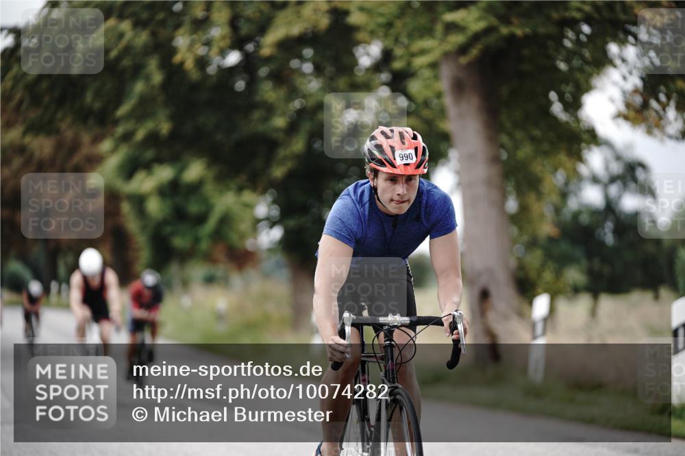 30.08.2026 - Elbe Triathlon Hamburg Michael Burmester http://msf.ph/oto/10074282 30.08.2026 10:46:21 Radfahren 984, 990, 1080, 1132, 1280, 1320 meine-sportfotos.de