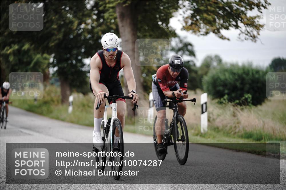 30.08.2026 - Elbe Triathlon Hamburg Michael Burmester http://msf.ph/oto/10074287 30.08.2026 10:46:23 Radfahren 984, 990, 1080, 1132, 1280, 1320 meine-sportfotos.de