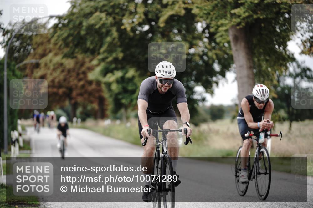 30.08.2026 - Elbe Triathlon Hamburg Michael Burmester http://msf.ph/oto/10074289 30.08.2026 10:46:24 Radfahren 984, 1080, 1132, 1280, 1320 meine-sportfotos.de