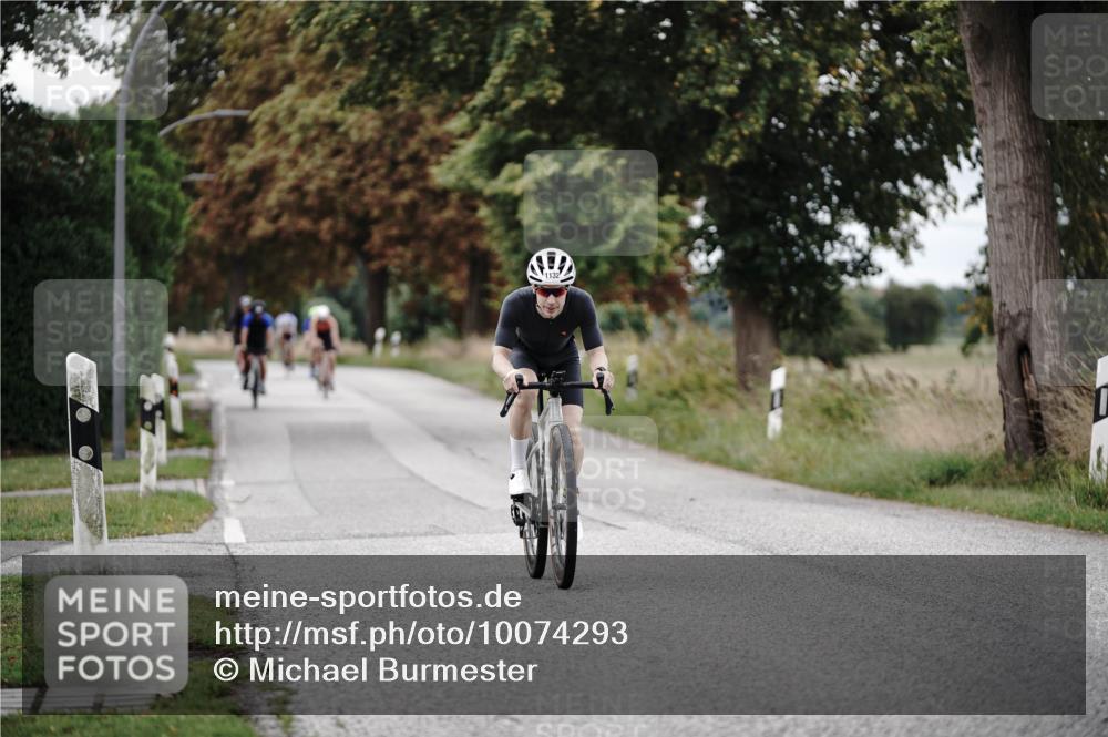 30.08.2026 - Elbe Triathlon Hamburg Michael Burmester http://msf.ph/oto/10074293 30.08.2026 10:46:26 Radfahren 1057, 1080, 1114, 1132, 1169, 1320 meine-sportfotos.de