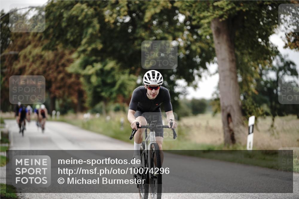 30.08.2026 - Elbe Triathlon Hamburg Michael Burmester http://msf.ph/oto/10074296 30.08.2026 10:46:27 Radfahren 1057, 1114, 1132, 1169, 1320 meine-sportfotos.de