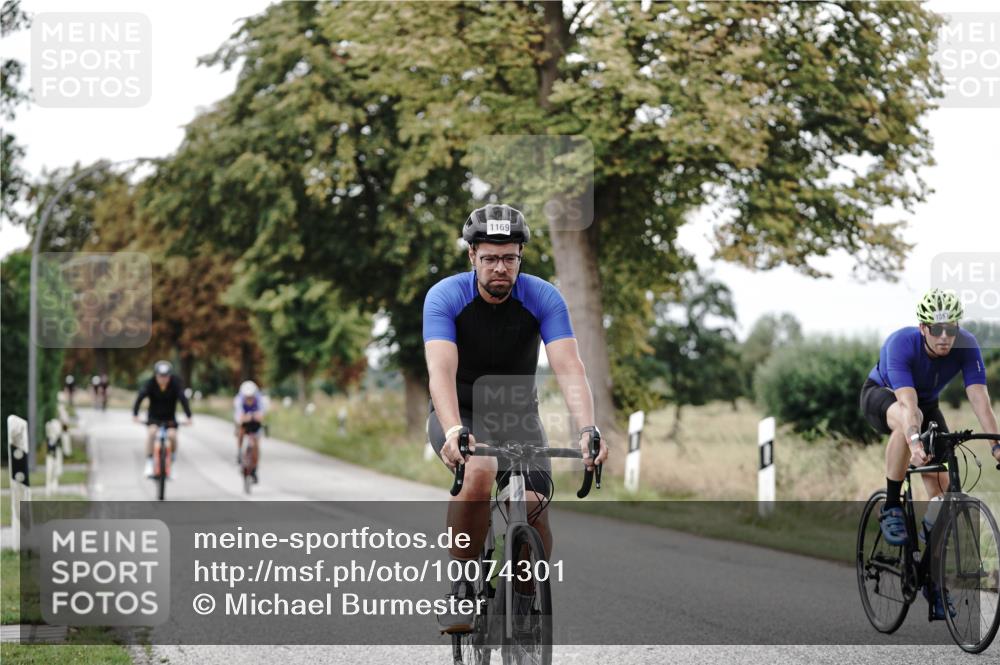 30.08.2026 - Elbe Triathlon Hamburg Michael Burmester http://msf.ph/oto/10074301 30.08.2026 10:46:34 Radfahren 789, 1057, 1087, 1114, 1169 meine-sportfotos.de