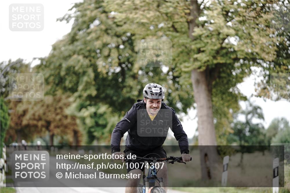30.08.2026 - Elbe Triathlon Hamburg Michael Burmester http://msf.ph/oto/10074307 30.08.2026 10:46:37 Radfahren 789, 1087 meine-sportfotos.de