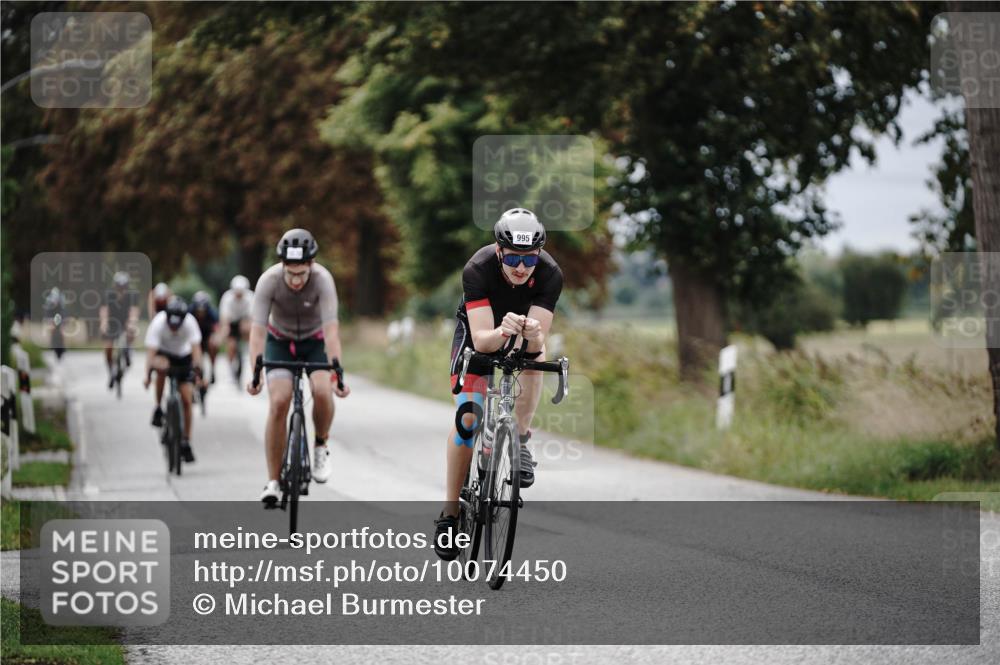 30.08.2026 - Elbe Triathlon Hamburg Michael Burmester http://msf.ph/oto/10074450 30.08.2026 10:48:18 Radfahren 891, 958, 995, 1059, 1070, 1083, 1174 meine-sportfotos.de