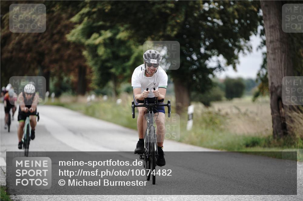 30.08.2026 - Elbe Triathlon Hamburg Michael Burmester http://msf.ph/oto/10074482 30.08.2026 10:48:36 Radfahren 919, 1091, 1148, 1209, 1246, 1256, 1289 meine-sportfotos.de