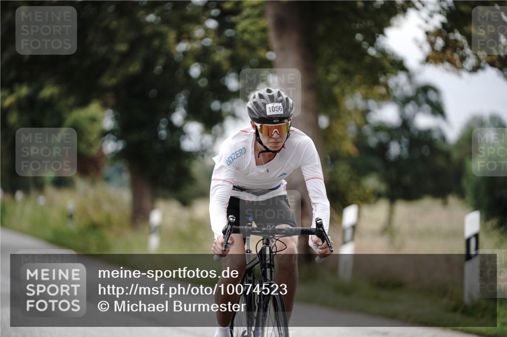 30.08.2026 - Elbe Triathlon Hamburg Michael Burmester http://msf.ph/oto/10074523 30.08.2026 10:49:07 Radfahren 907, 1007, 1056, 1128 meine-sportfotos.de