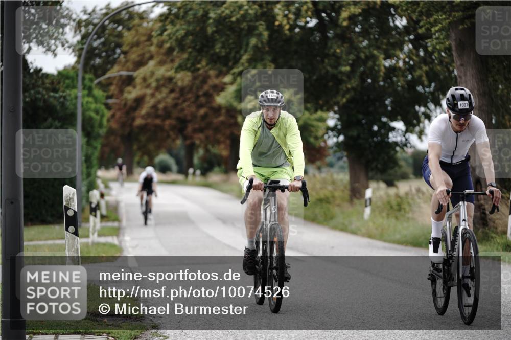 30.08.2026 - Elbe Triathlon Hamburg Michael Burmester http://msf.ph/oto/10074526 30.08.2026 10:49:13 Radfahren 1007, 1049, 1128 meine-sportfotos.de