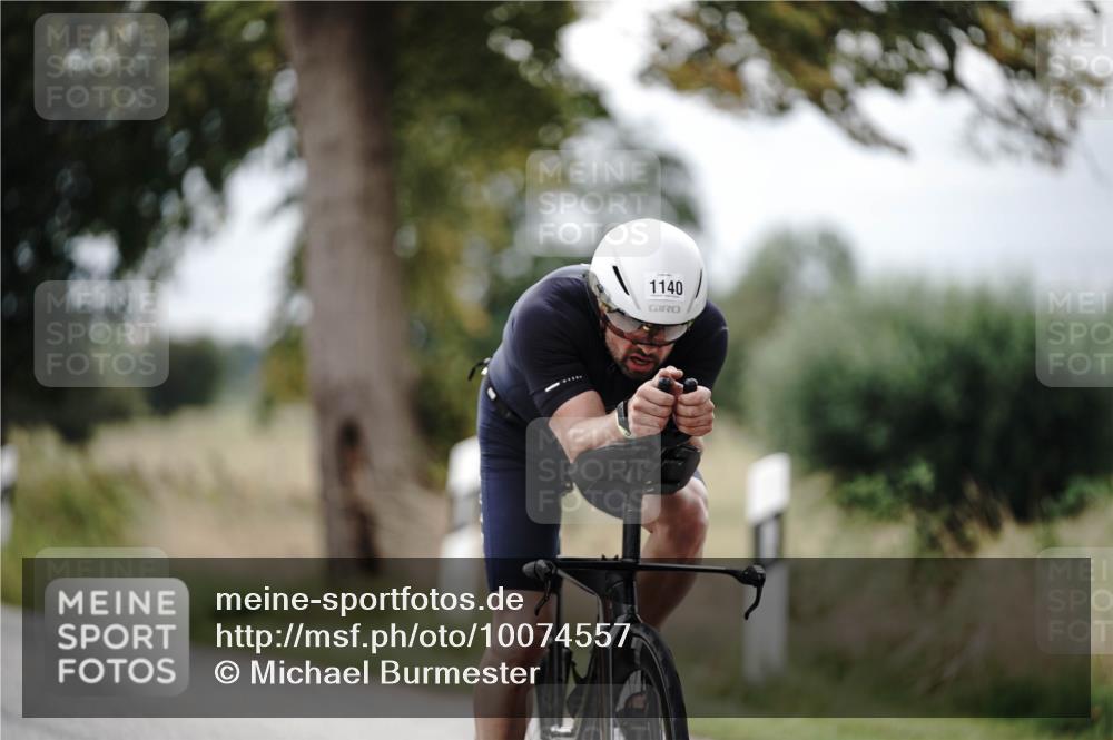 30.08.2026 - Elbe Triathlon Hamburg Michael Burmester http://msf.ph/oto/10074557 30.08.2026 10:49:37 Radfahren 1140 meine-sportfotos.de