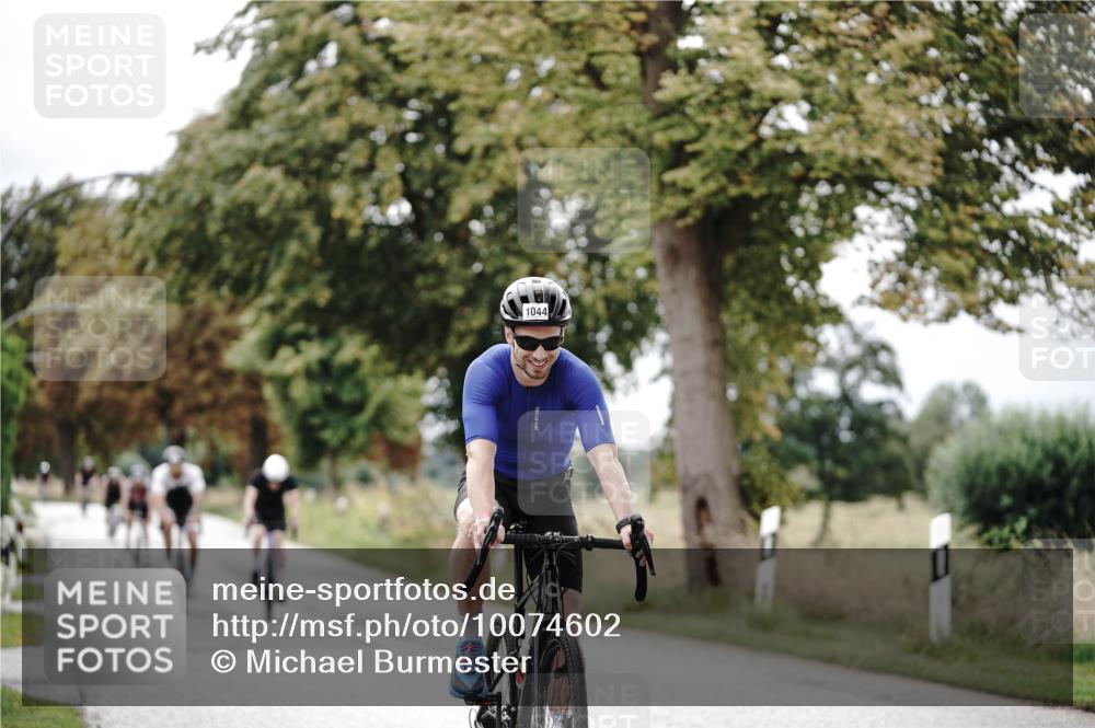 30.08.2026 - Elbe Triathlon Hamburg Michael Burmester http://msf.ph/oto/10074602 30.08.2026 10:50:31 Radfahren 897, 999, 1044, 1069, 1255, 1269, 1319 meine-sportfotos.de