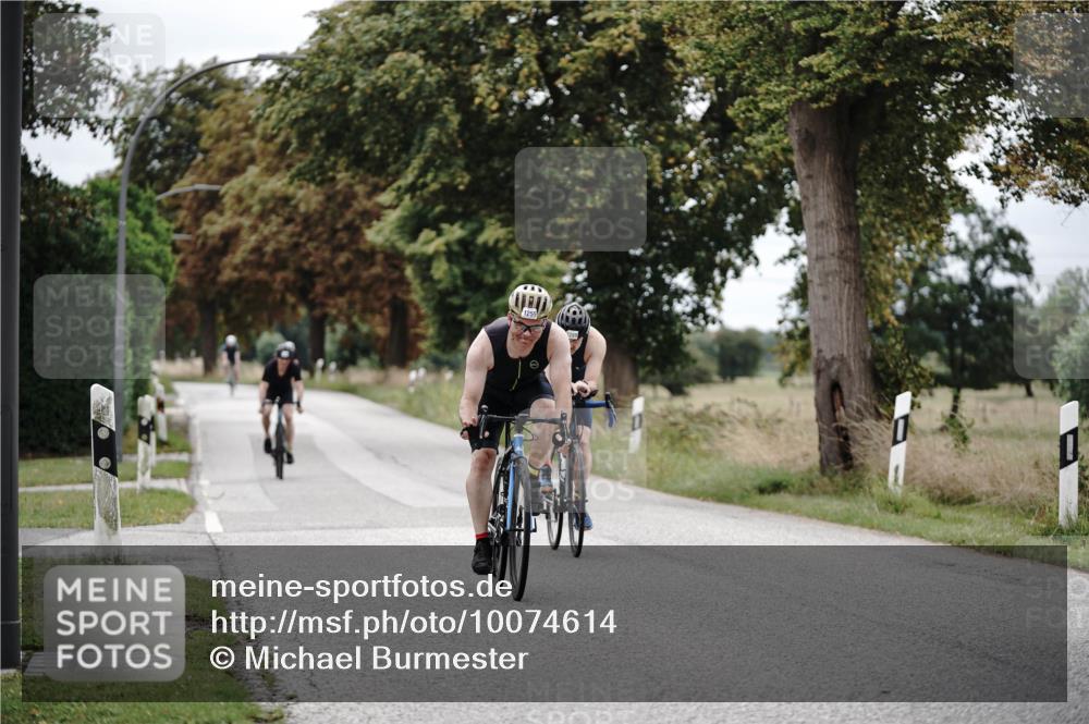30.08.2026 - Elbe Triathlon Hamburg Michael Burmester http://msf.ph/oto/10074614 30.08.2026 10:50:37 Radfahren 1069, 1255, 1266, 1269, 1307, 1319 meine-sportfotos.de