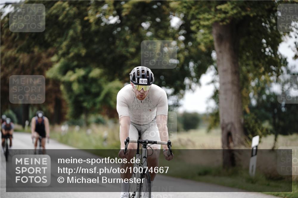 30.08.2026 - Elbe Triathlon Hamburg Michael Burmester http://msf.ph/oto/10074667 30.08.2026 10:51:21 Radfahren 1015, 1113, 1272, 1277 meine-sportfotos.de