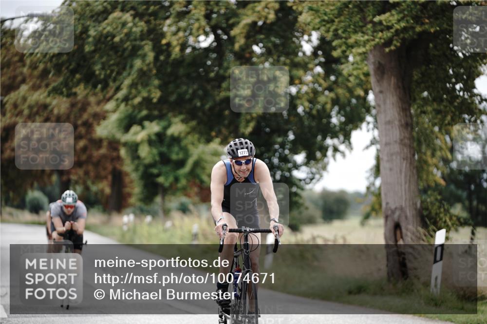 30.08.2026 - Elbe Triathlon Hamburg Michael Burmester http://msf.ph/oto/10074671 30.08.2026 10:51:23 Radfahren 1015, 1113, 1272, 1277 meine-sportfotos.de