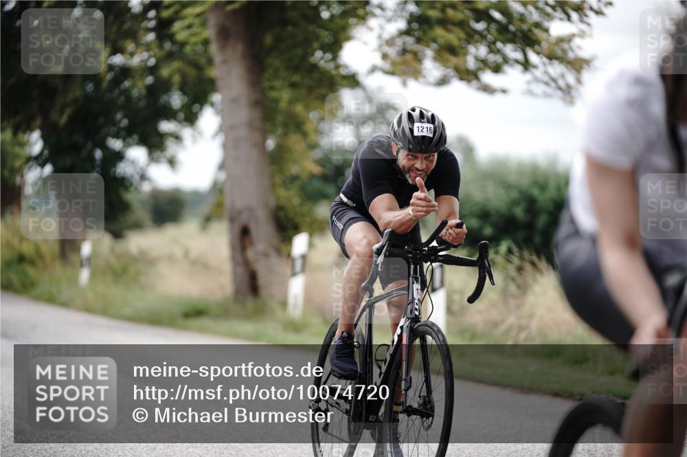 30.08.2026 - Elbe Triathlon Hamburg Michael Burmester http://msf.ph/oto/10074720 30.08.2026 10:52:01 Radfahren 912, 1074, 1216, 1302 meine-sportfotos.de