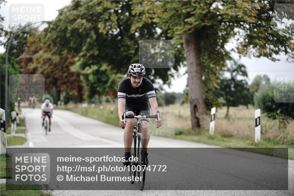 30.08.2026 - Elbe Triathlon Hamburg Michael Burmester http://msf.ph/oto/10074772 30.08.2026 10:52:41 Radfahren 1096, 1257, 1316 meine-sportfotos.de