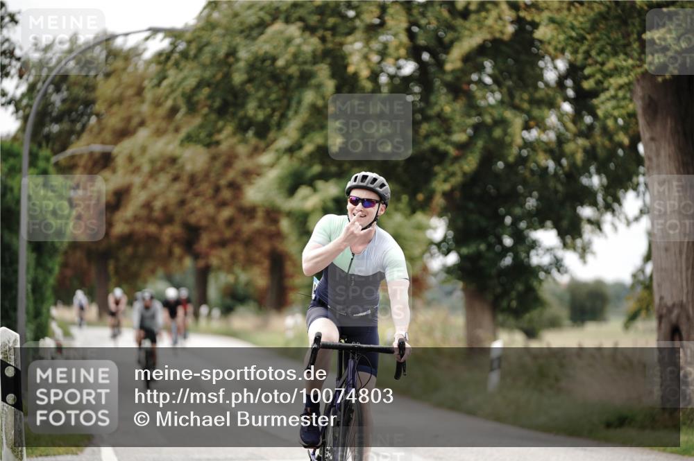 30.08.2026 - Elbe Triathlon Hamburg Michael Burmester http://msf.ph/oto/10074803 30.08.2026 10:53:09 Radfahren 455, 813, 1092, 1115, 1225, 1345 meine-sportfotos.de