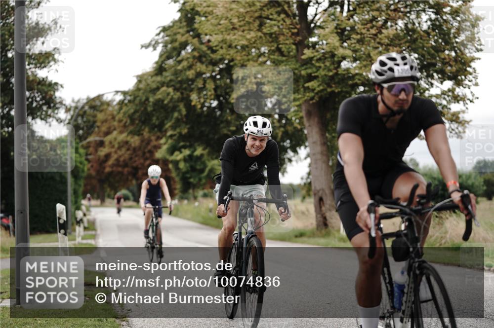 30.08.2026 - Elbe Triathlon Hamburg Michael Burmester http://msf.ph/oto/10074836 30.08.2026 10:53:27 Radfahren 962, 998, 1073, 1210, 1265, 1306 meine-sportfotos.de